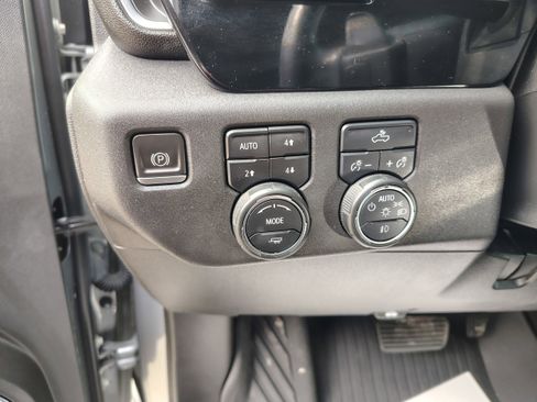 Used 2023 Chevrolet Silverado 1500 LT Trail Boss w/ Protection Package image 21