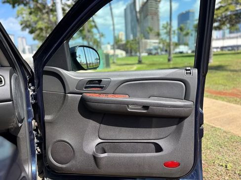 Used 2009 Chevrolet Tahoe LT image 15