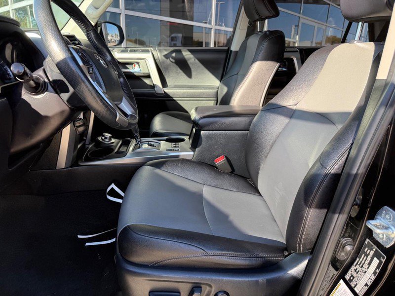 Used 2018 Toyota 4Runner SR5 Premium AWD/4WD image 16