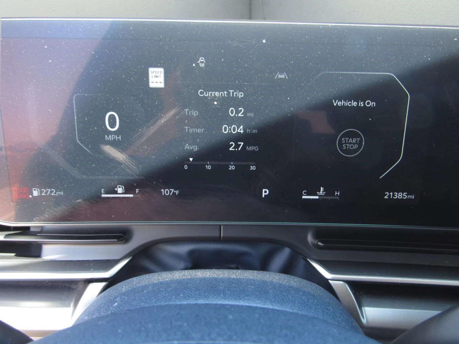 Used 2025 Kia Carnival SX w/ SX Dark Edition Package FWD image 29