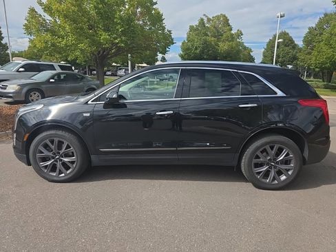 Used 2019 Cadillac XT5 Premium Luxury w/ LPO, Black Ice Package image 3