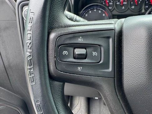 Used 2020 Chevrolet Silverado 1500 Custom Trail Boss w/ Custom Convenience Package AWD/4WD image 20