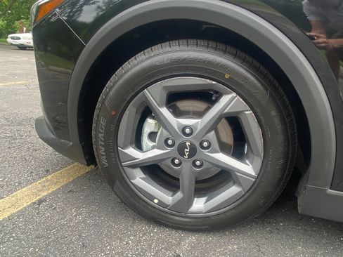 Used 2025 Kia K4 FWD image 10