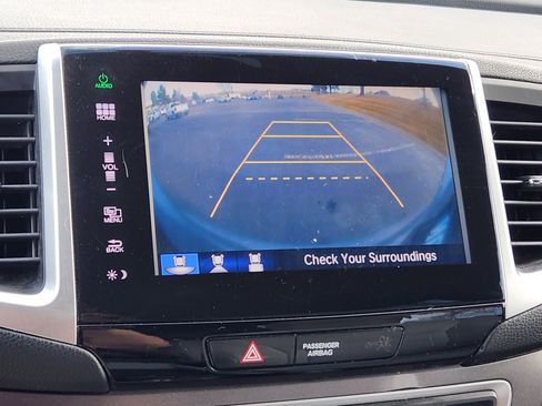 Used 2016 Honda Pilot EX image 23