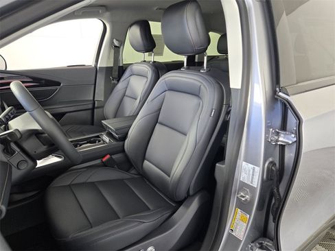 New 2026 Lincoln Nautilus Premier w/ Jet Appearance Package image 7