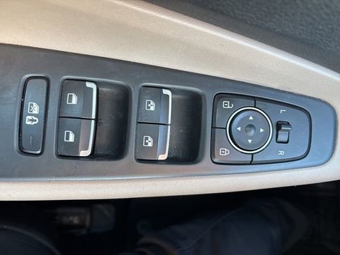 Used 2022 Hyundai Santa Fe SEL image 11