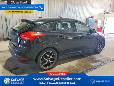 Used 2017 Ford Focus SEL FWD image 4