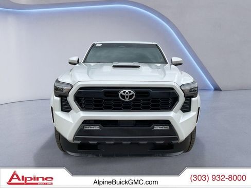 Used 2024 Toyota Tacoma TRD Sport AWD/4WD image 8