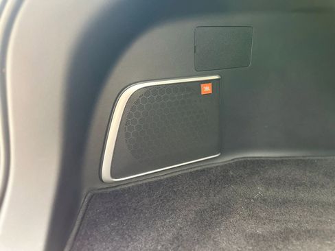 Used 2024 Toyota Venza image 28