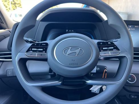 New 2026 Hyundai Elantra SE FWD image 20