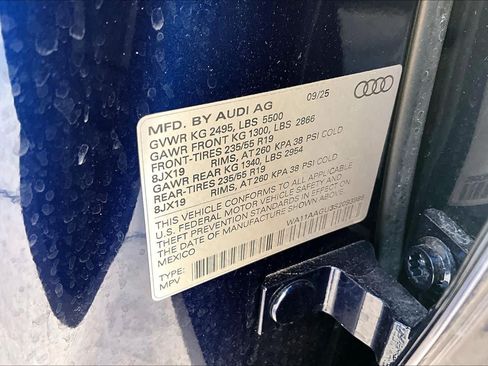 Used 2025 Audi Q5 Premium w/ Convenience Package AWD/4WD image 33
