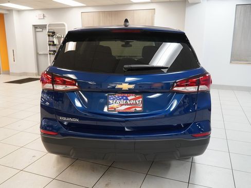 Certified 2022 Chevrolet Equinox LS w/ LS Convenience Package image 9