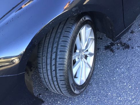 Used 2021 Honda Accord LX image 18