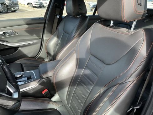 Used 2020 BMW 330i xDrive Sedan w/ Premium Package image 11