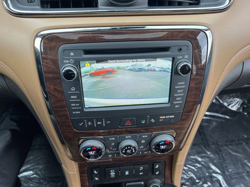 Used 2016 Buick Enclave Leather FWD image 27
