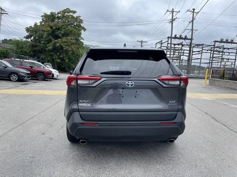Certified 2024 Toyota RAV4 XLE w/ Convenience Package AWD/4WD image 4