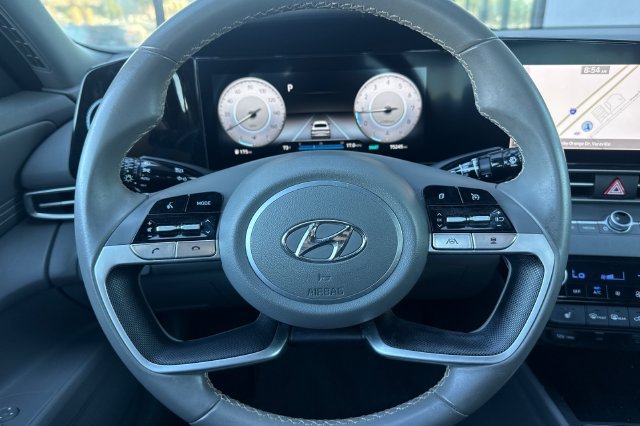 Used 2023 Hyundai Elantra SEL w/ Convenience Package FWD image 28