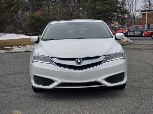 Used 2018 Acura ILX image 2