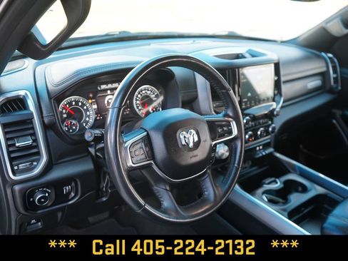 Used 2024 RAM 1500 Laramie AWD/4WD image 17