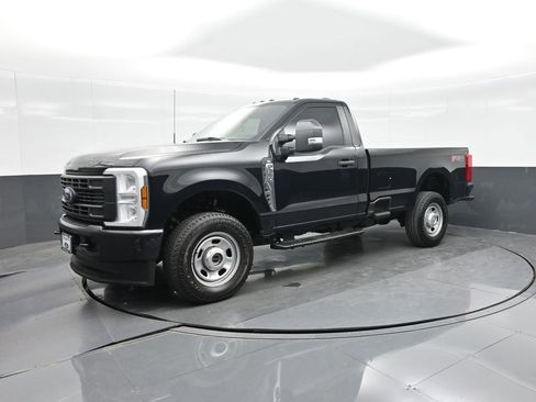 Used 2024 Ford F350 XL w/ FX4 Off-Road Package image 1