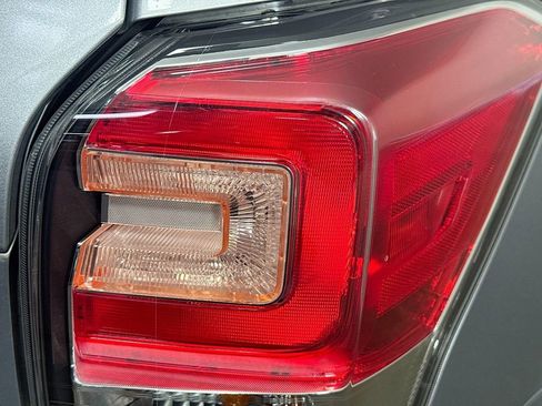 Used 2017 Subaru Forester 2.5i Limited image 33