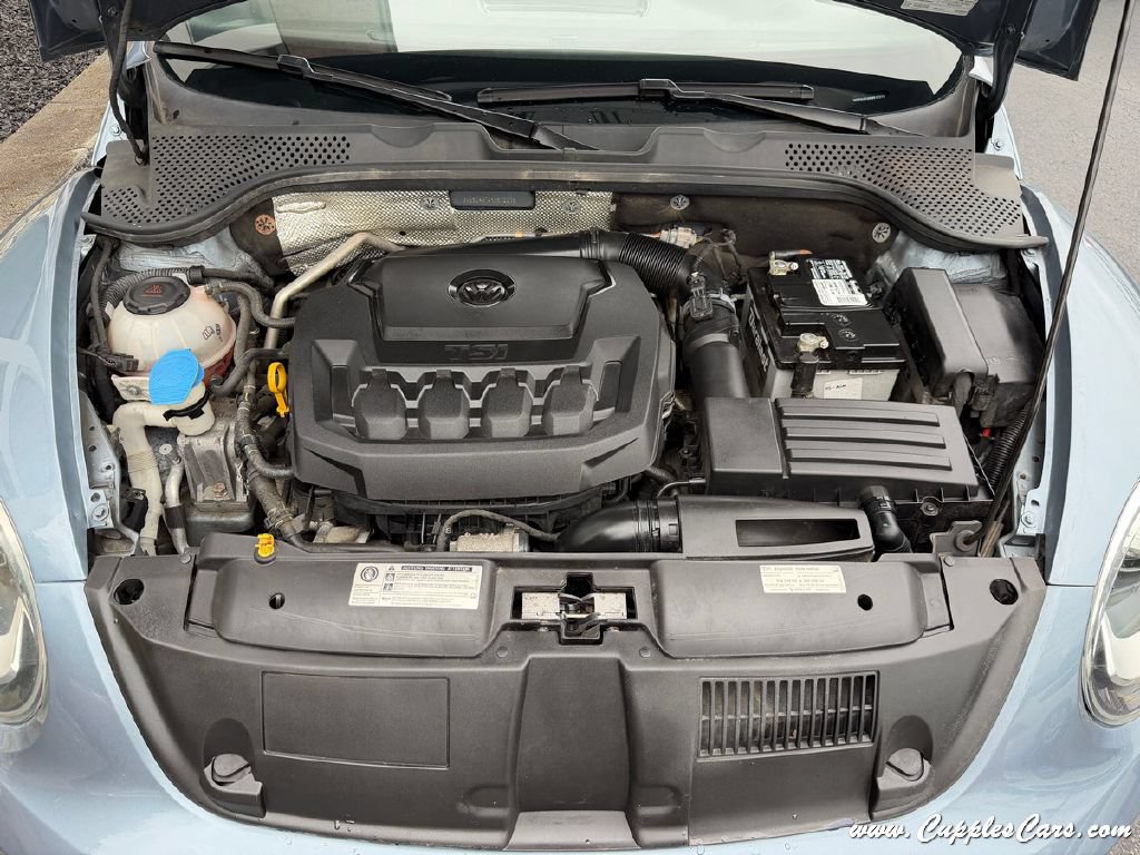 Used 2019 Volkswagen Beetle 2.0T Final Edition SEL FWD image 19