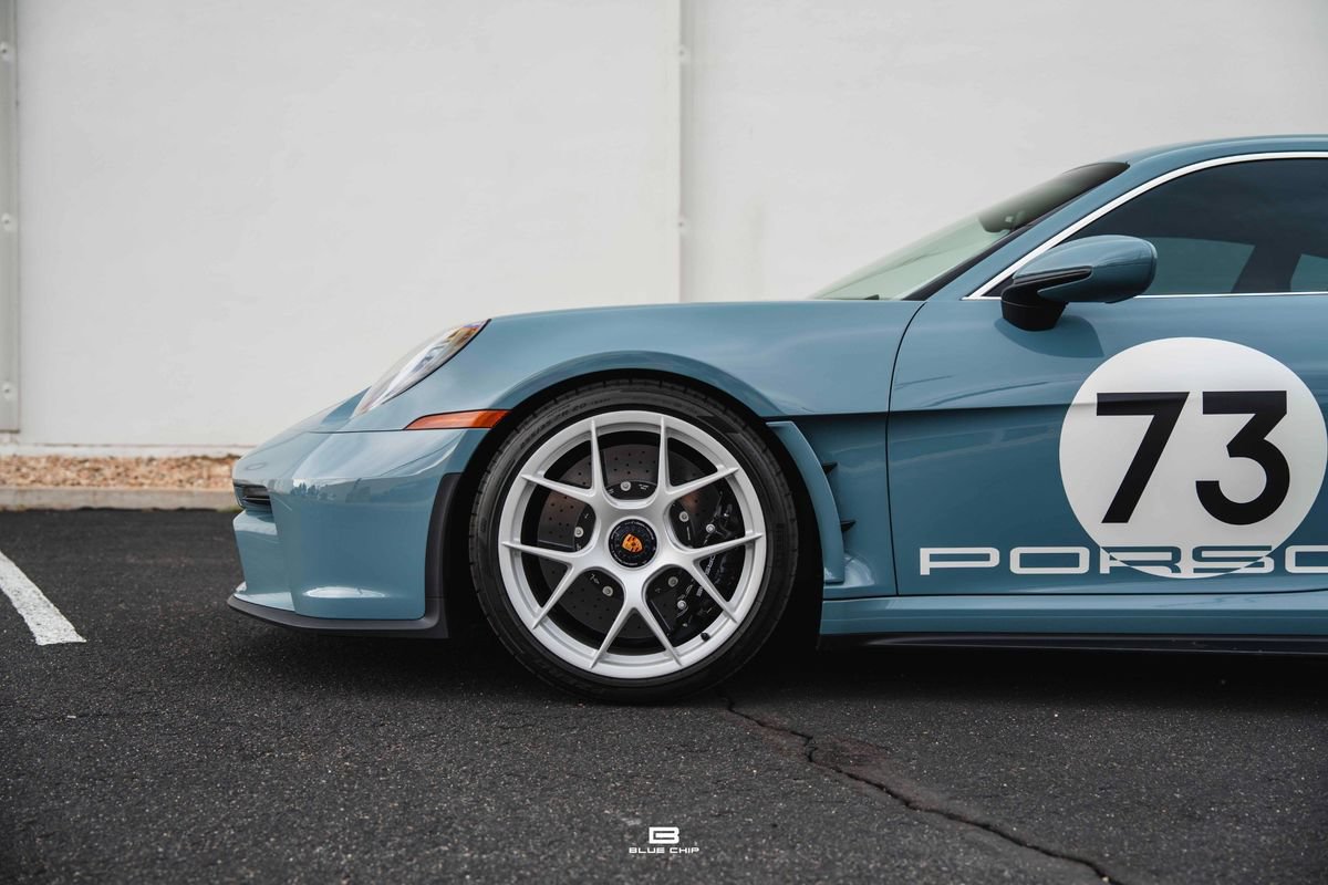 Used 2024 Porsche 911 GT2 RS RWD image 3