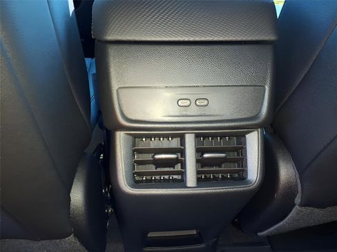 New 2026 Chevrolet Equinox LT w/ Convenience Package II image 27