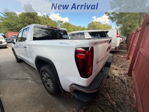 Used 2025 GMC Sierra 1500 SLT AWD/4WD image 10