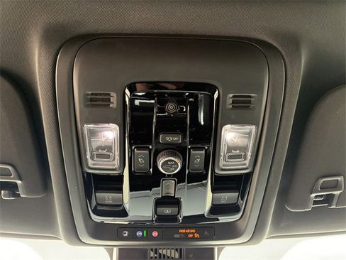 New 2026 Chevrolet Suburban Premier w/ Sun And Tow Package image 31