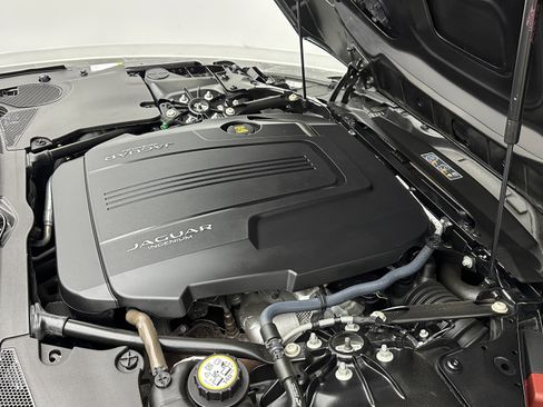 Used 2021 Jaguar F-TYPE Coupe image 35