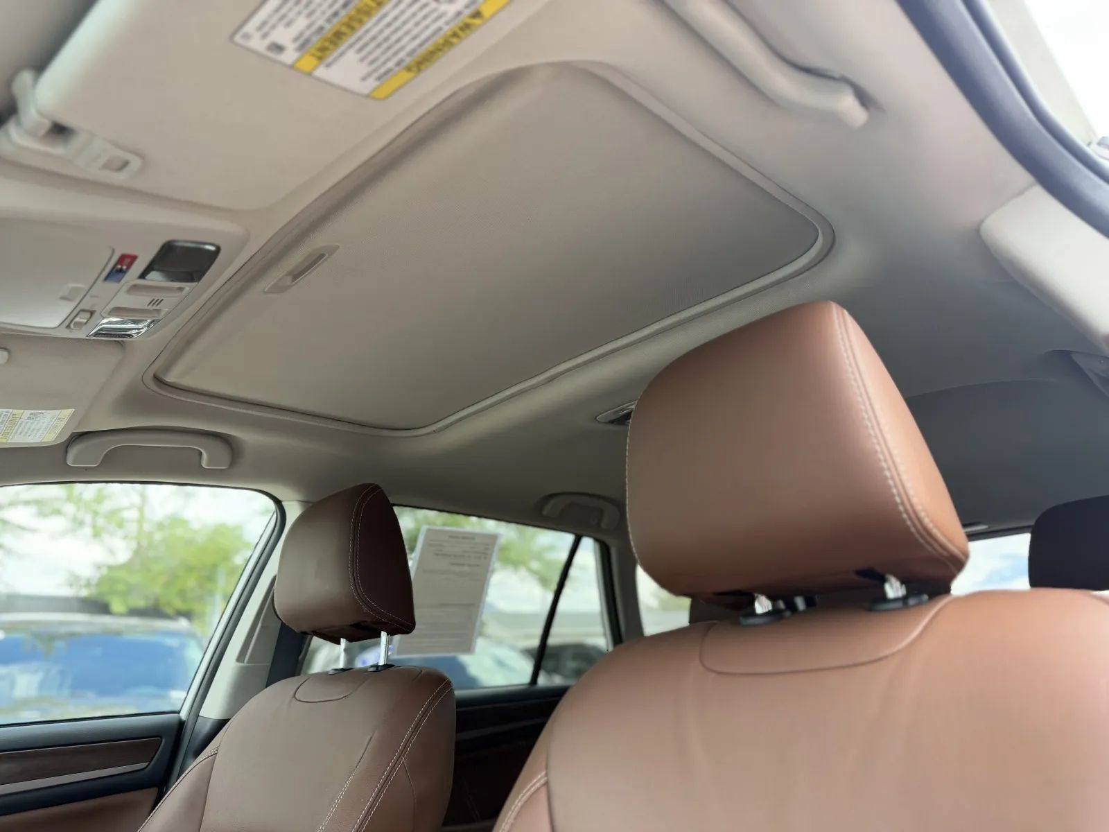 Used 2018 Subaru Outback 3.6R Touring w/ Popular Package #3 AWD/4WD image 14