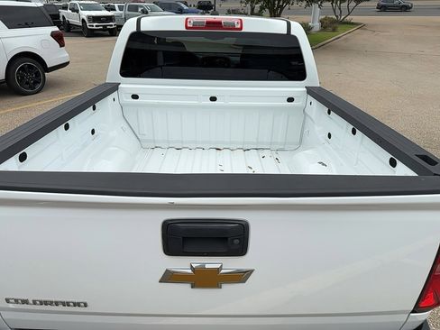 Used 2016 Chevrolet Colorado W/T w/ WT Convenience Package image 9