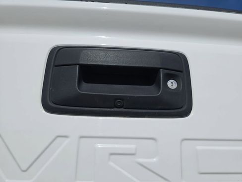 Used 2021 Chevrolet Colorado LT w/ Fleet Safety Package RWD image 12