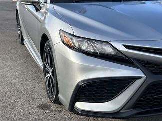 Used 2023 Toyota Camry SE video 2