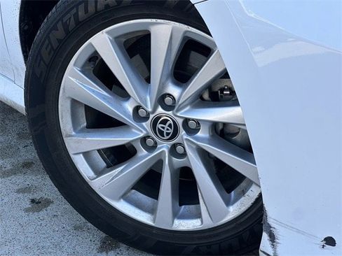 Used 2023 Toyota Camry LE image 9