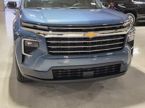 New 2026 Chevrolet Traverse LT image 9