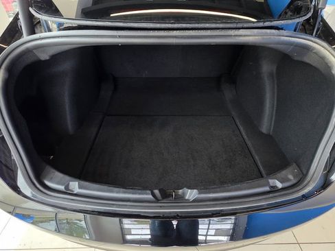 Used 2021 Tesla Model 3 Standard Range Plus image 18