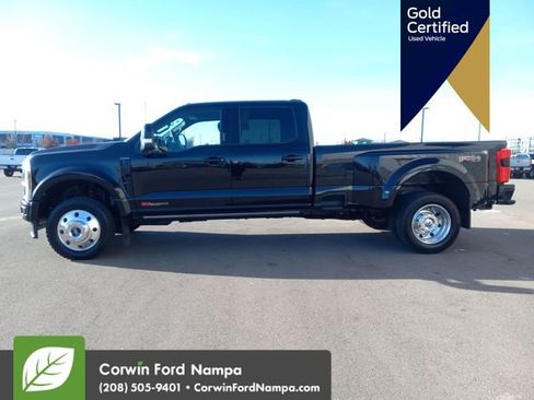 Certified 2026 Ford F450 Platinum w/ FX4 Off-Road Package image 8