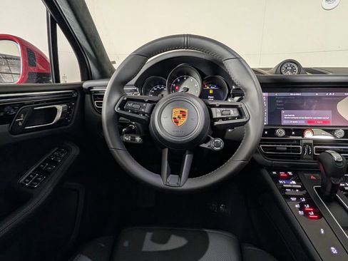 New 2026 Porsche Macan S image 21