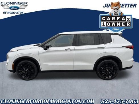 Used 2024 Mitsubishi Outlander SE Black Edition image 7