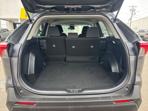 Used 2025 Toyota RAV4 LE image 27