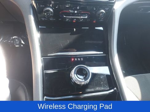Used 2023 Jeep Grand Cherokee Altitude AWD/4WD image 20