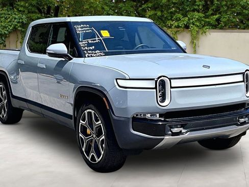 Used 2022 Rivian R1T Adventure AWD/4WD image 1