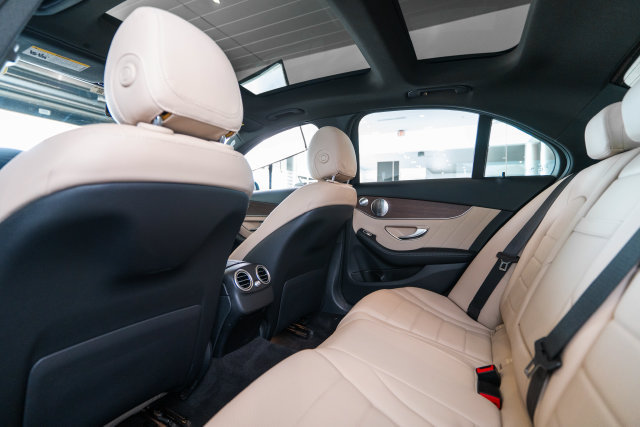 Certified 2019 Mercedes-Benz C 300 4MATIC Sedan image 13