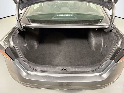 Used 2025 Nissan Altima 2.5 SV FWD image 24