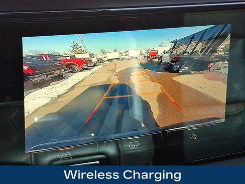 Used 2022 GMC Sierra 1500 AT4 w/ AT4 Preferred Package image 22