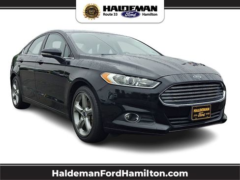 Used 2016 Ford Fusion SE w/ Equipment Group 201A FWD image 1