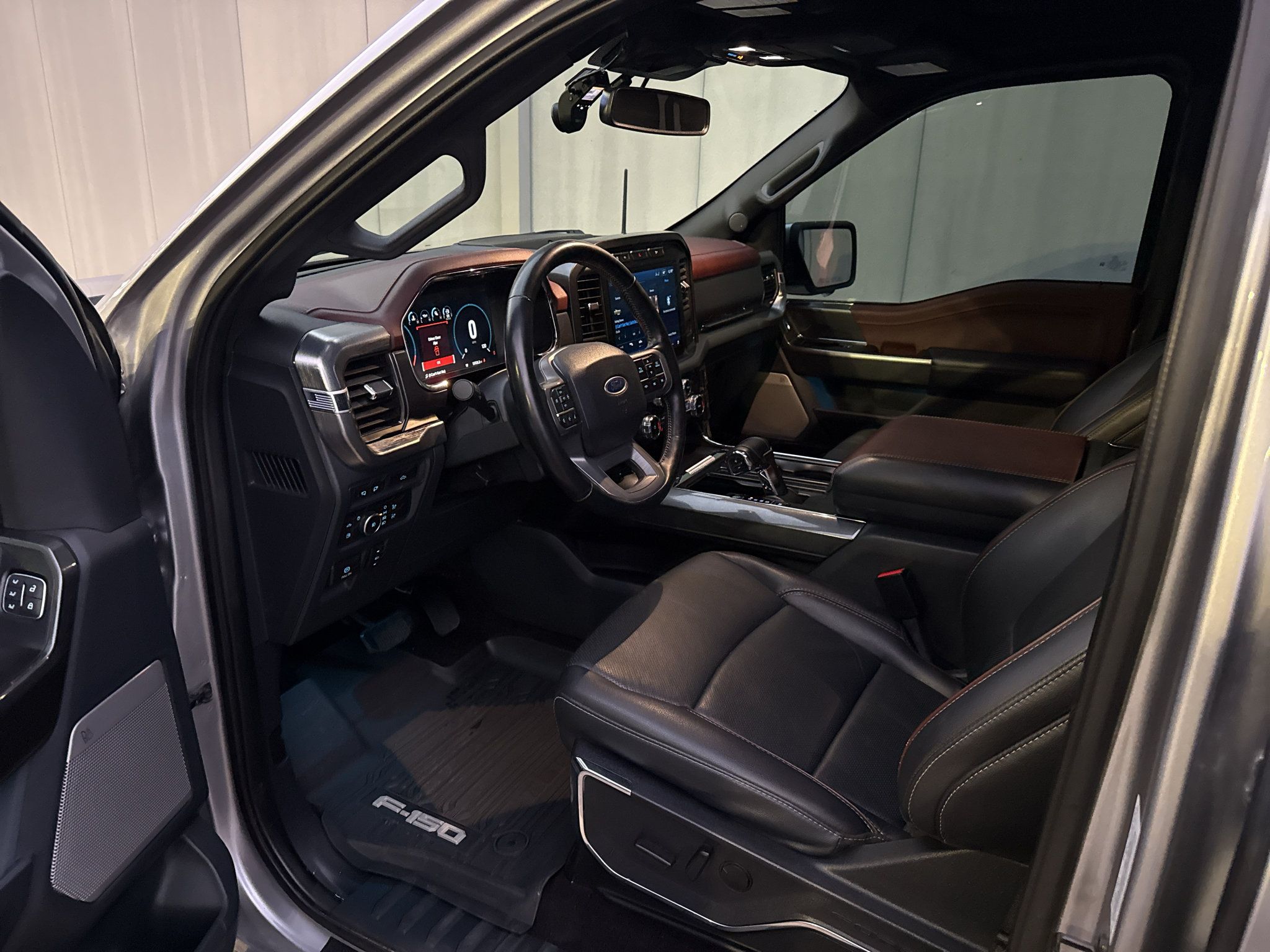 Used 2022 Ford F150 Lariat AWD/4WD image 10