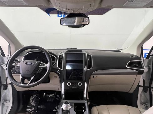 Used 2021 Ford Edge Titanium w/ Class II Trailer Tow Package AWD/4WD image 10